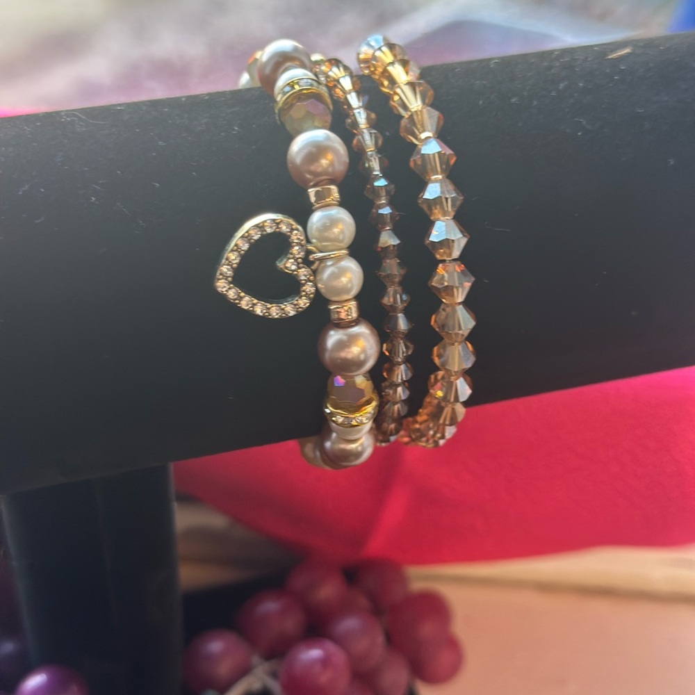 Elegant gemstone Bracelets with Heart Charms